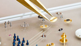 浪琴手表售后服务网点-打开表壳